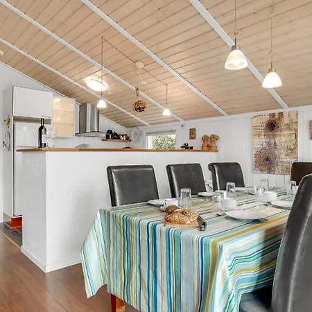 Holiday home 3 Bedroom Awesome In Hemmet Falen