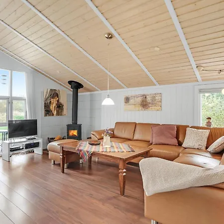 Holiday home 3 Bedroom Awesome In Hemmet *